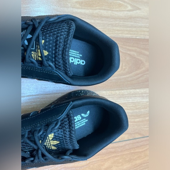 Adidas FY1143 SL Andridge black/gold shoes new size 6 Women’s NWOT - Picture 7 of 10